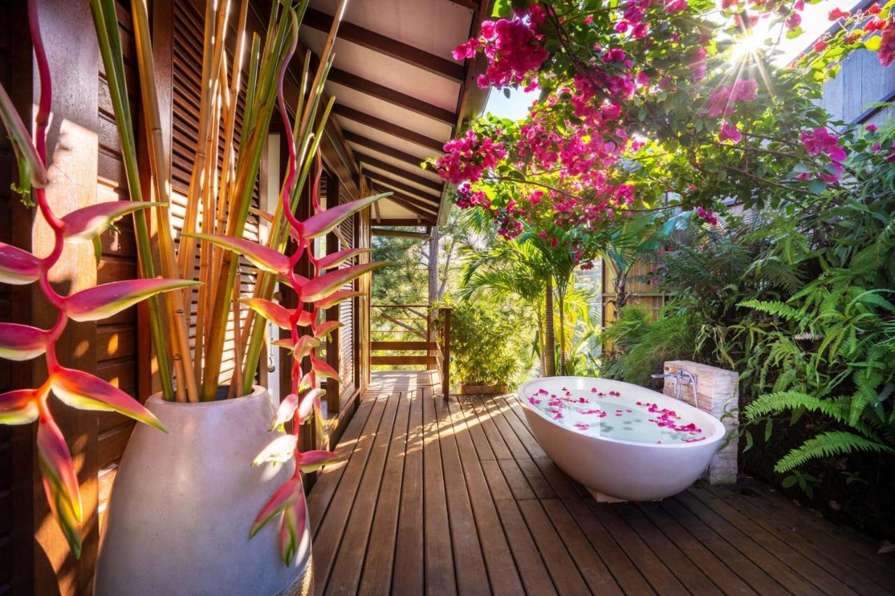 Villa Manuiti, Balinese Luxury Home - Private Swim Spa, Ocean View - Ofyr Bbq - Koi Pond 푸나우이아 외부 사진